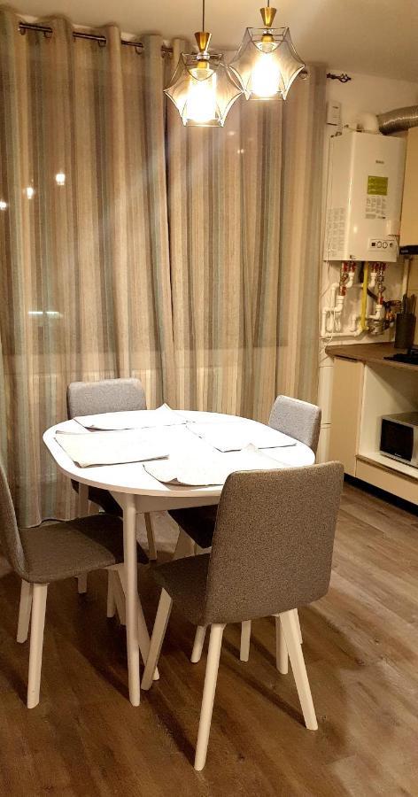 Apartmán Apartament Max Mamaia Nord Năvodari Exteriér fotografie