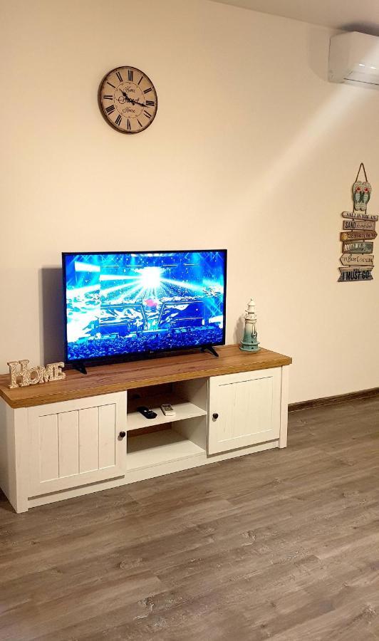 Apartmán Apartament Max Mamaia Nord Năvodari Exteriér fotografie